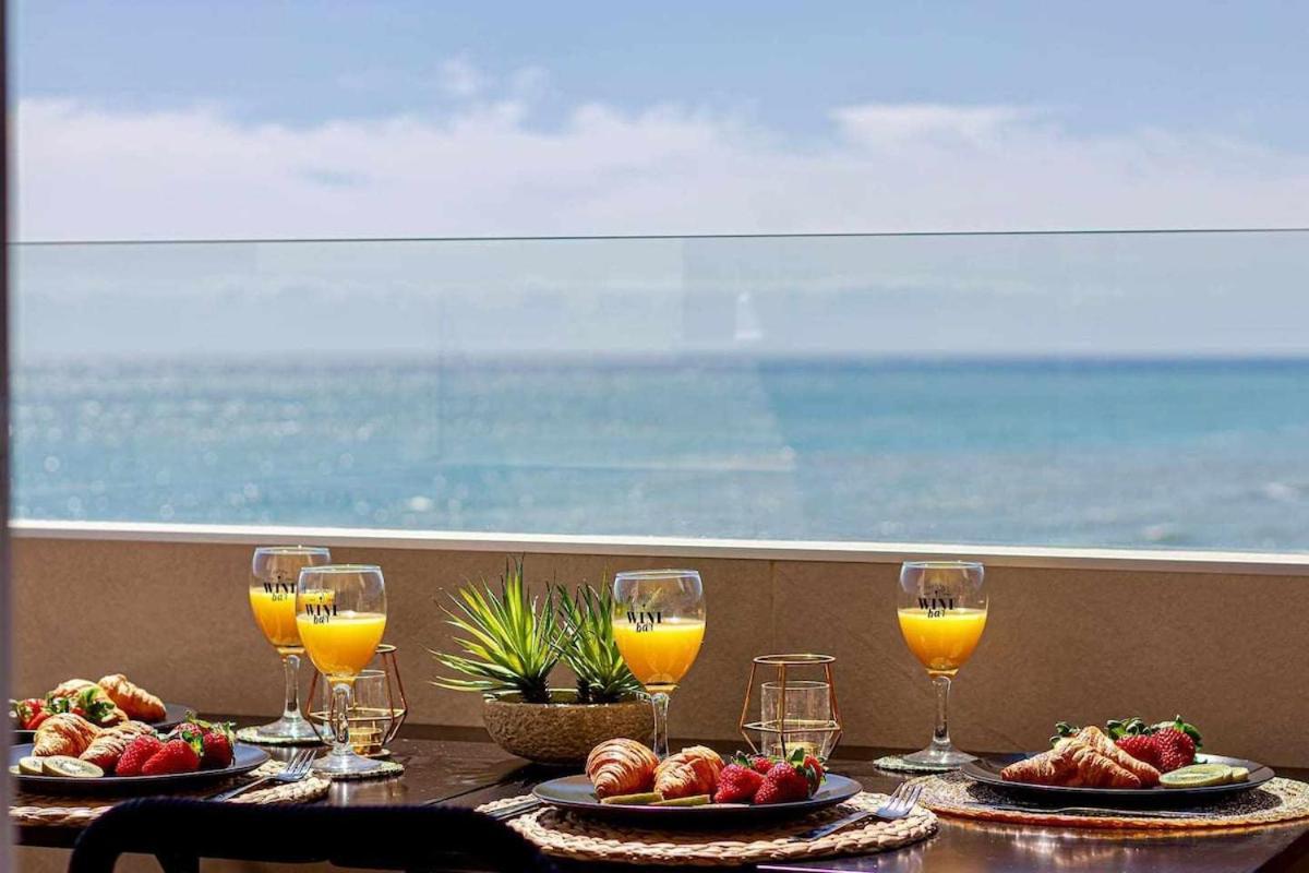797 Holiday Rentals - Benalbeach- Moderno Piso Para 5 Con Vistas Al Mar Benalmádena Exterior foto